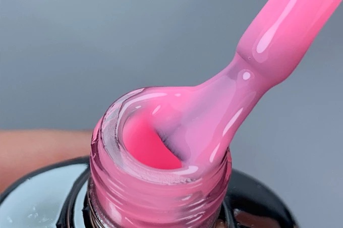 Ecsetes műköröm zselék