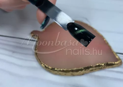 Magic Eye Gel Polish 4ml #784 Arkadia