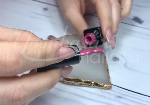 Tiger eye thermo gel polish 5ml #869 Barbie pink - bubblegum pink