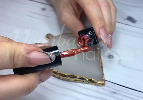 Tiger eye gel polish 5ml #814 Bright red