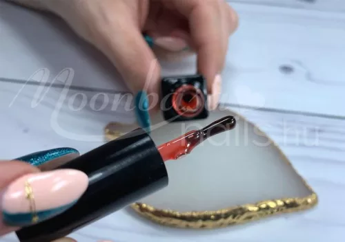 Amber glass gel polish 5ml #463 Titanite