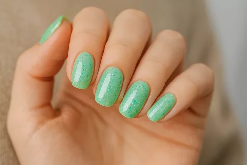 Phosphorescent gel polish 5ml #634 Glittery light green