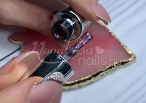 Magic Eye Gel Polish 4ml #758 Castor