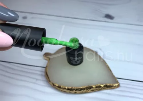 3-step gel polish 4ml #180 Pea